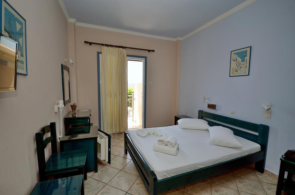 Hotel Magda Agia Marina  외부 사진